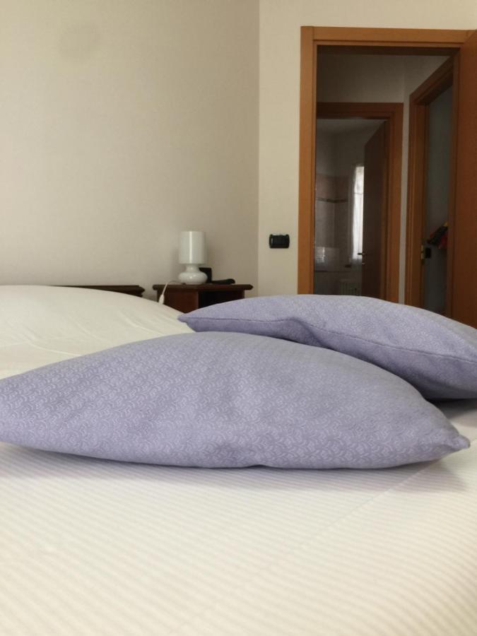 Aloe Beach Apartments, Ombrellone, Parcheggio E Uso Di Biciclette Gratis 리미니 외부 사진